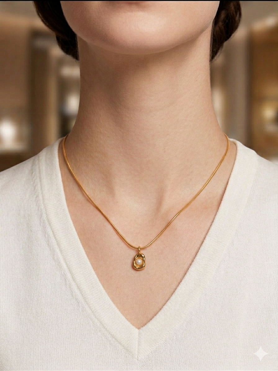 18K Gold Plated Sculptural Pearl Pendant Necklace | Waterproof & Anti-Tarnish (Copy)