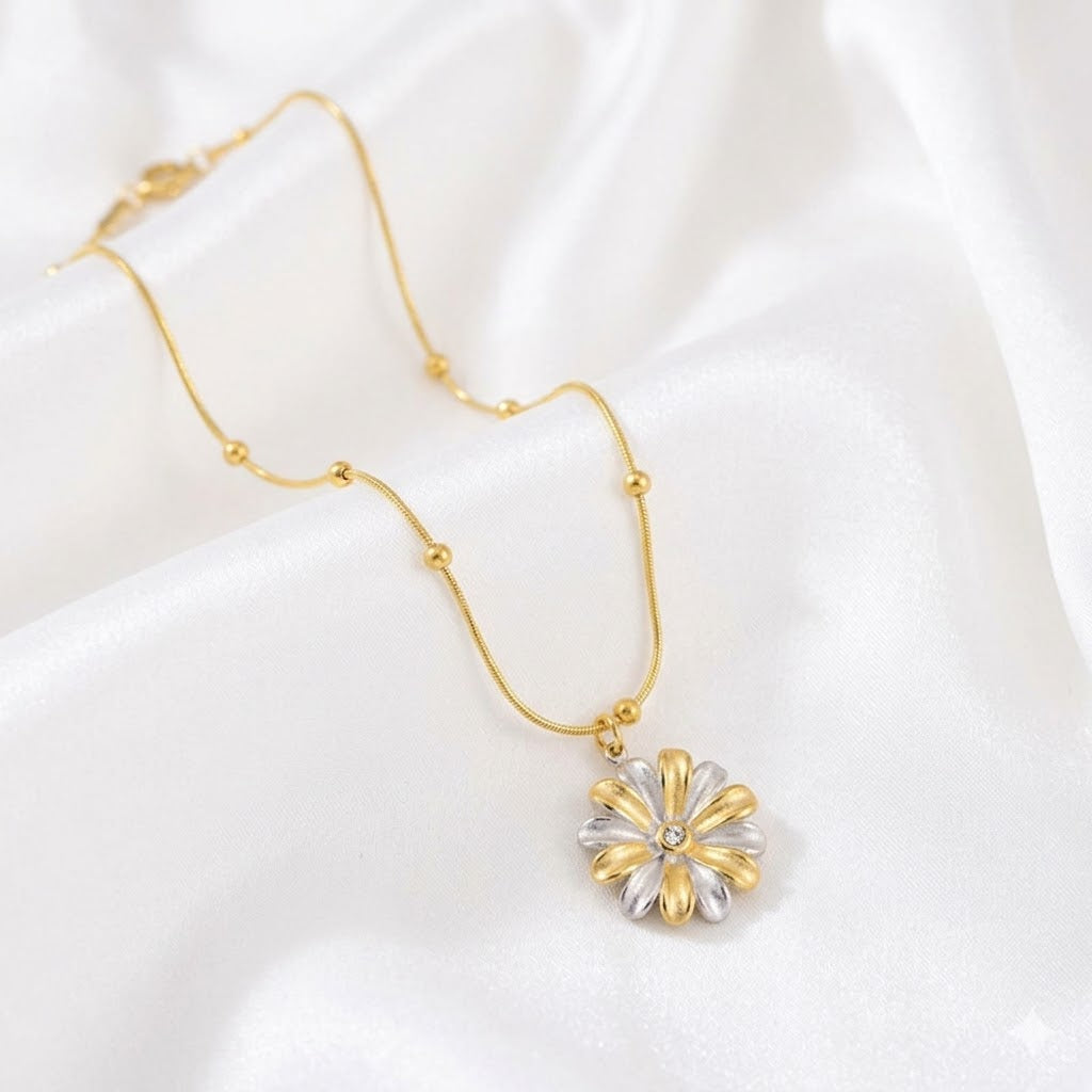 Floral 18K Gold & Silver Plated Anti-Tarnish Pendant Hypoallergenic - Long Lasting & Waterproof