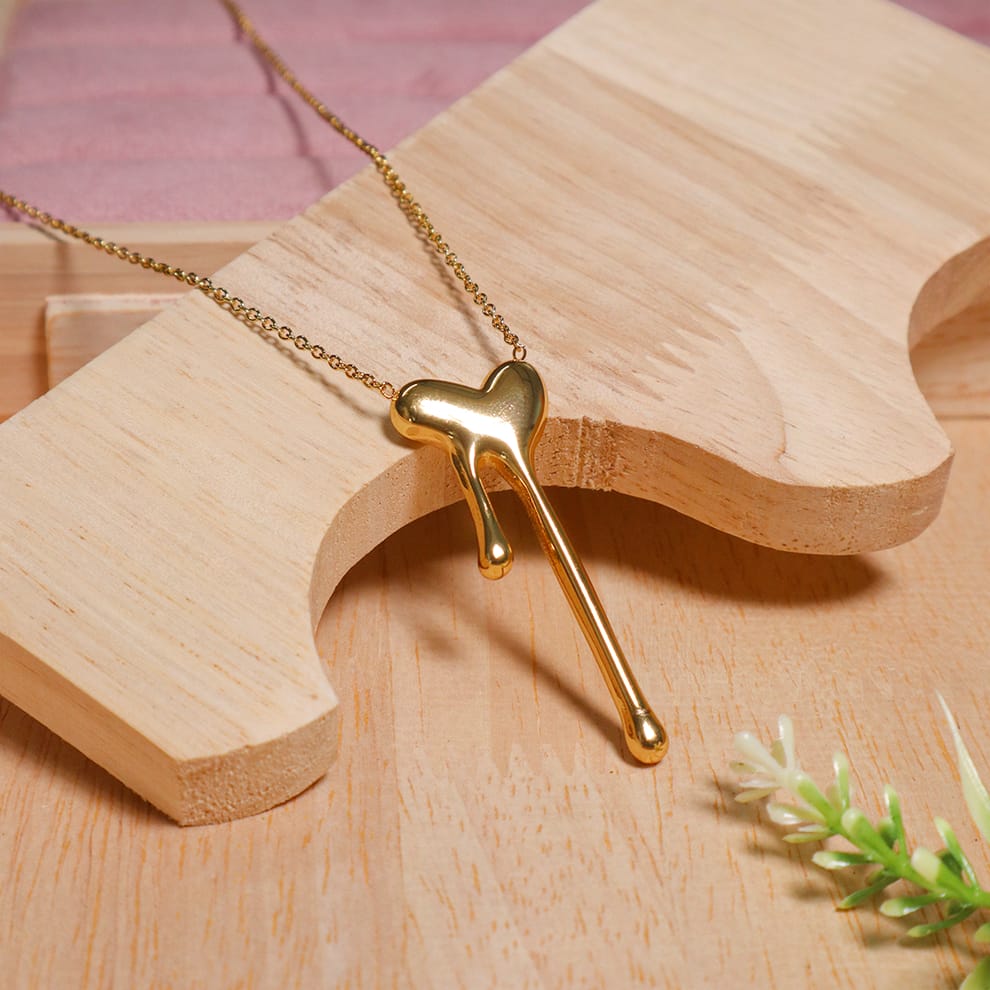 Ember Drip": Long-Lasting 18k Gold PVD Coated Abstract Drip Necklace – Hypoallergenic