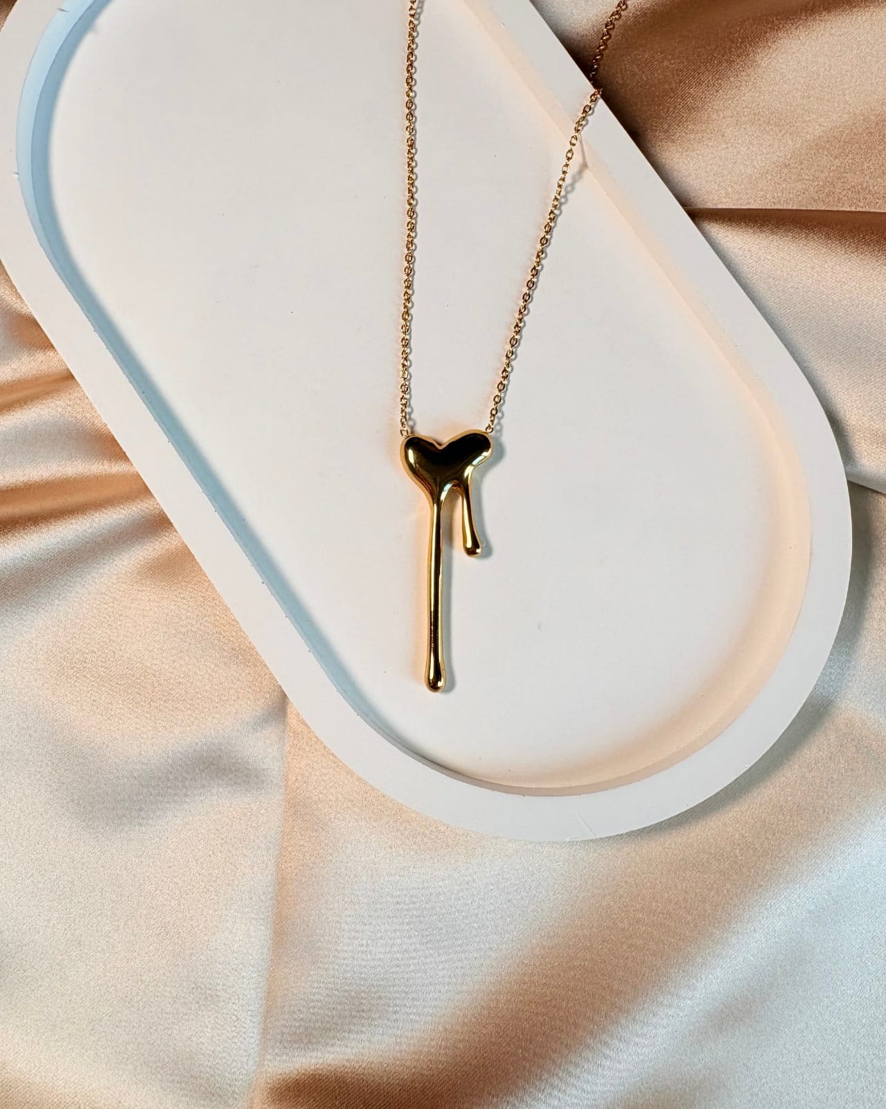 Ember Drip": Long-Lasting 18k Gold PVD Coated Abstract Drip Necklace – Hypoallergenic