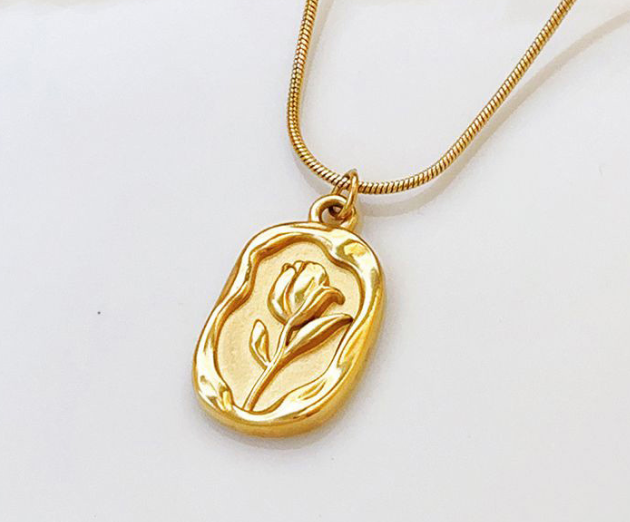 The 'Eternal Bloom' Rose Medallion Necklace — 18K Gold Plated